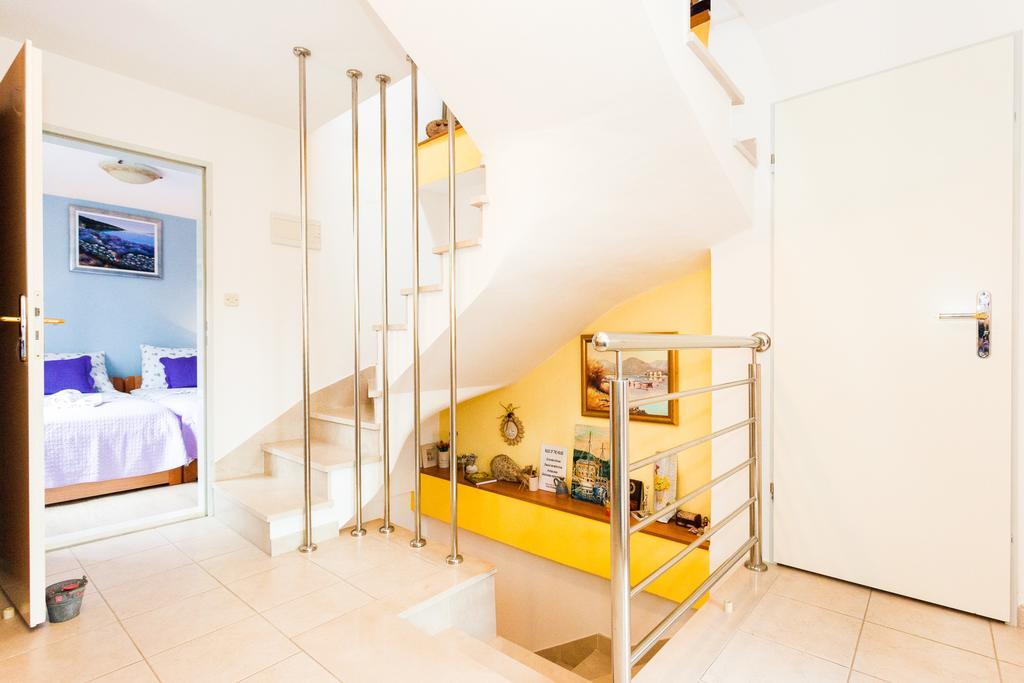Holiday Home Villa Pindo Ston Bagian luar foto